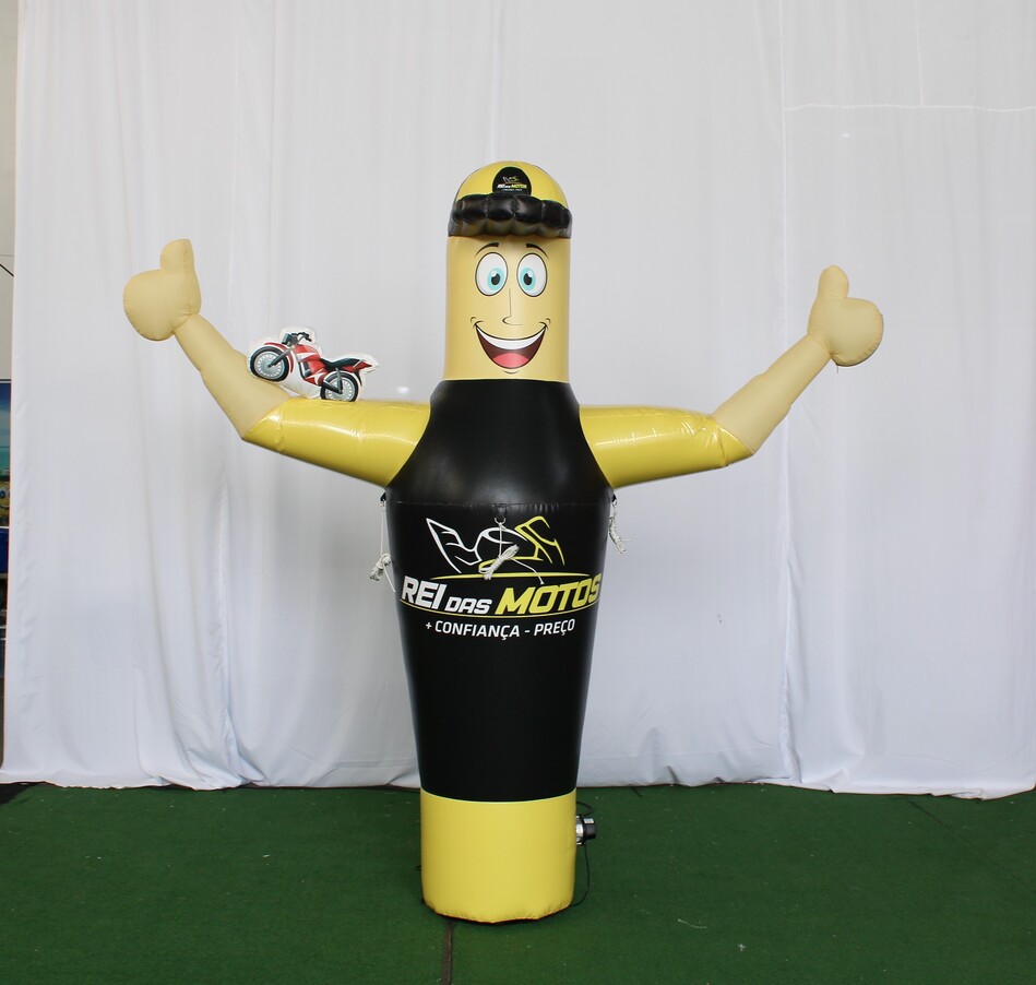 boneco inflavel